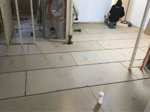 神奈川県大和市のマンションにて、１day置床工事を行いました。（乾式二重床）【秀和建工】