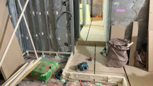 東京都渋谷区のマンションにて、１day置床工事を行いました。（乾式二重床）【秀和建工】