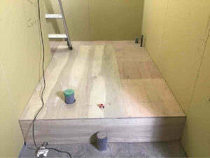 千葉県千葉市の店舗にて、置床工事を行いました。（乾式二重床）【秀和建工】