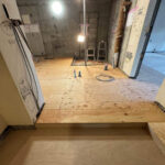 東京都港区のマンションにて、置床工事を行いました。（プラモクレン）【秀和建工】