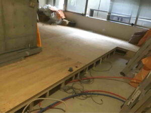東京都世田谷区のマンションにて、置床工事を行いました。（針葉樹構造用合板12ｍｍ）【秀和建工】