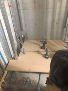 東京都港区のマンションにて、１day置床工事を行いました。（乾式二重床）【秀和建工】