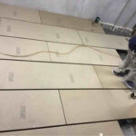 東京都中央区のオフィスにて、地下工事を行いました。（乾式二重床）【秀和建工】