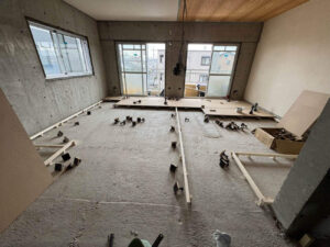 埼玉県蕨市にて、マンションの１day置床工事を行いました。（乾式二重床）【秀和建工】