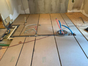 東京都中央区にて、マンションの置床工事を行いました。（乾式二重床）【秀和建工】