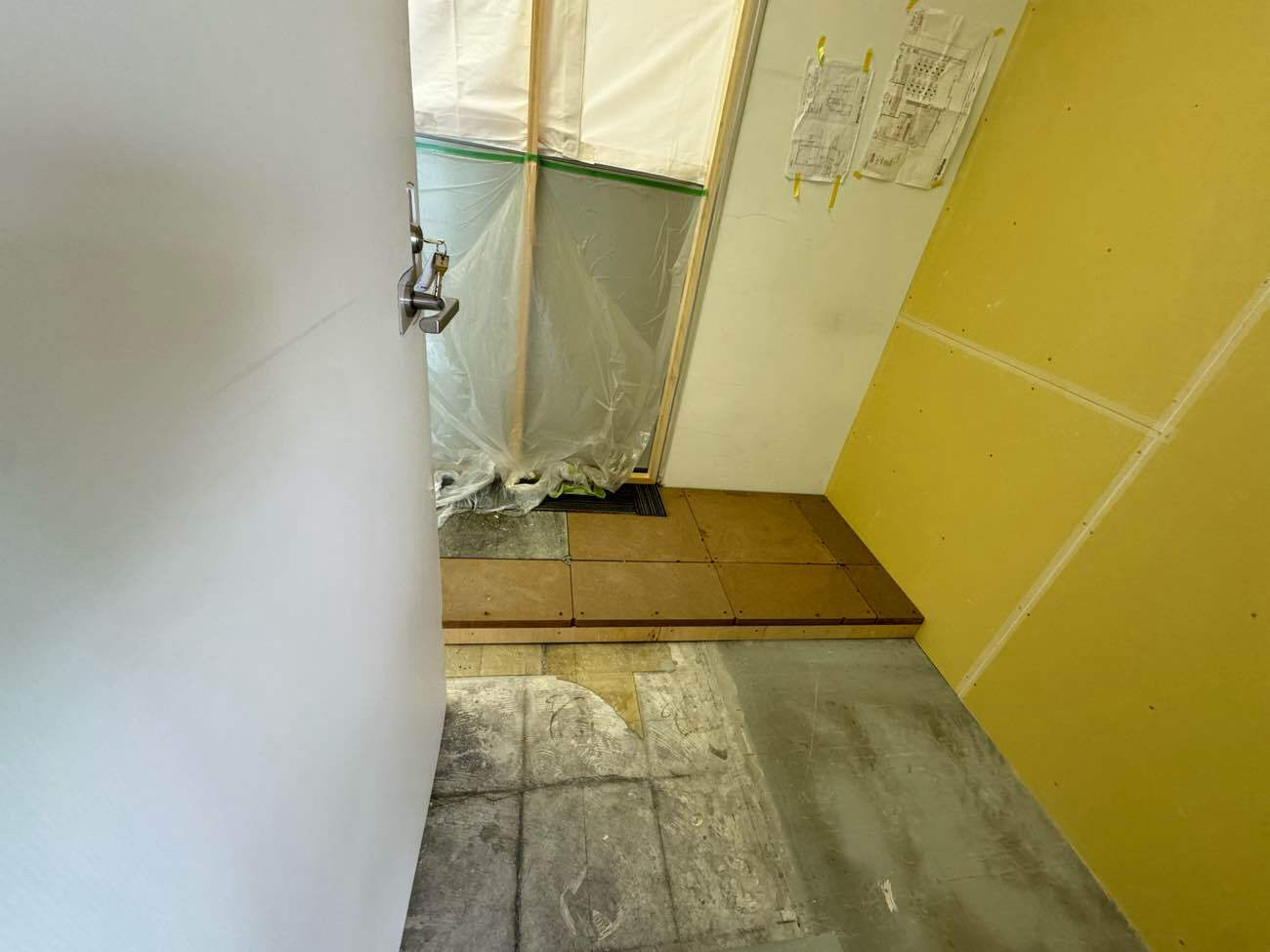 店舗改修 ＯＡフロア再調整 埼玉県羽生市