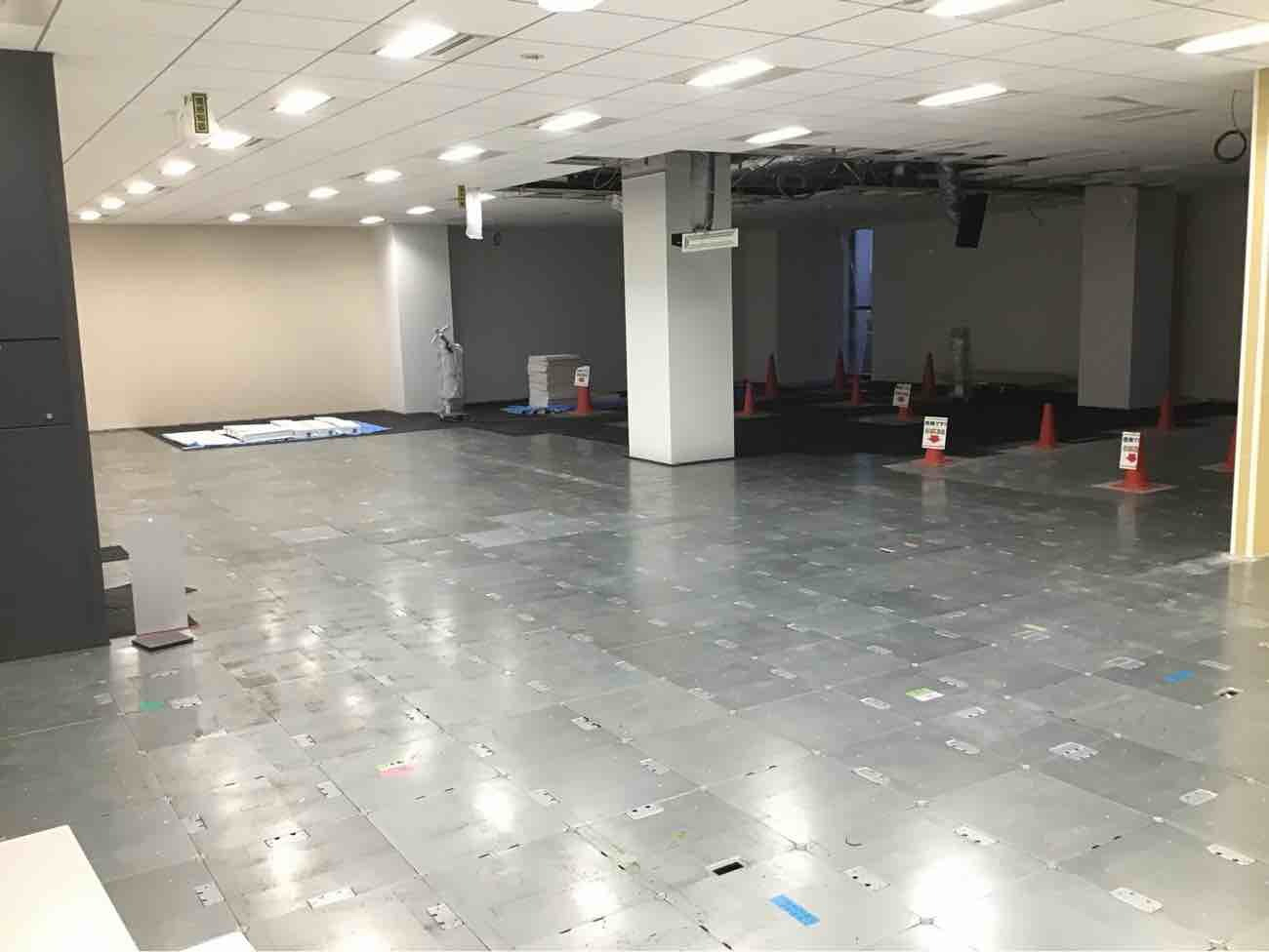東京都大田区のオフィスにて、ＯＡフロア復旧工事を行いました。（秀和建工）