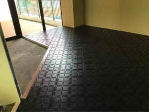 千葉県印西市にある店舗にて、OAフロア工事を行いました。（ステップラインＢＦ－５０）【秀和建工】