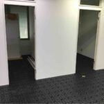 横浜市戸塚区のオフィスにて、OAフロア工事を行いました。【秀和建工】