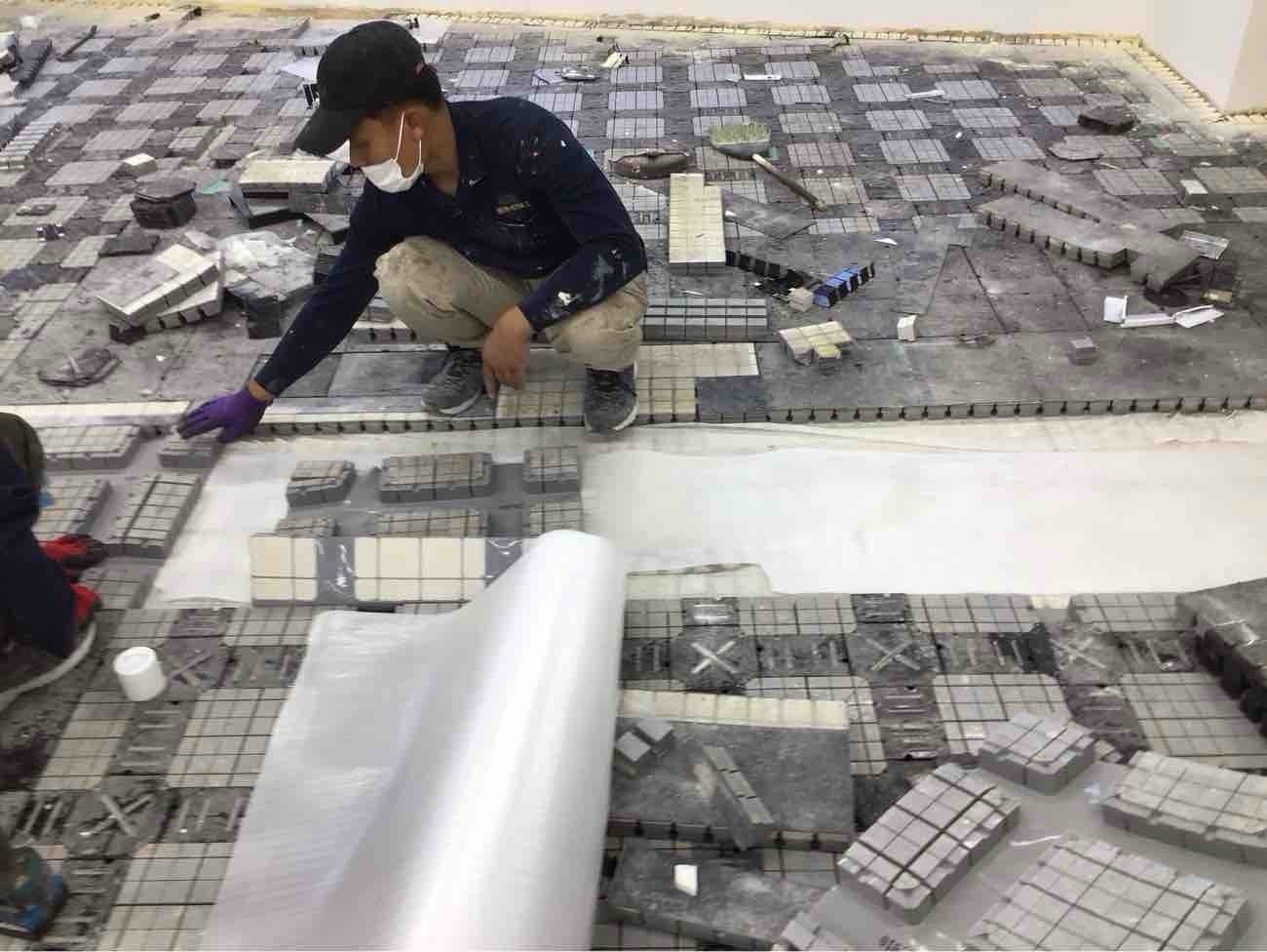 東京都渋谷区のオフィスにて、原状回復工事を行いました。（ステップライン製置敷樹脂OA BFH-40）【秀和建工】